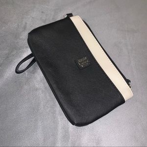 Tommy Hilfiger Wristlet